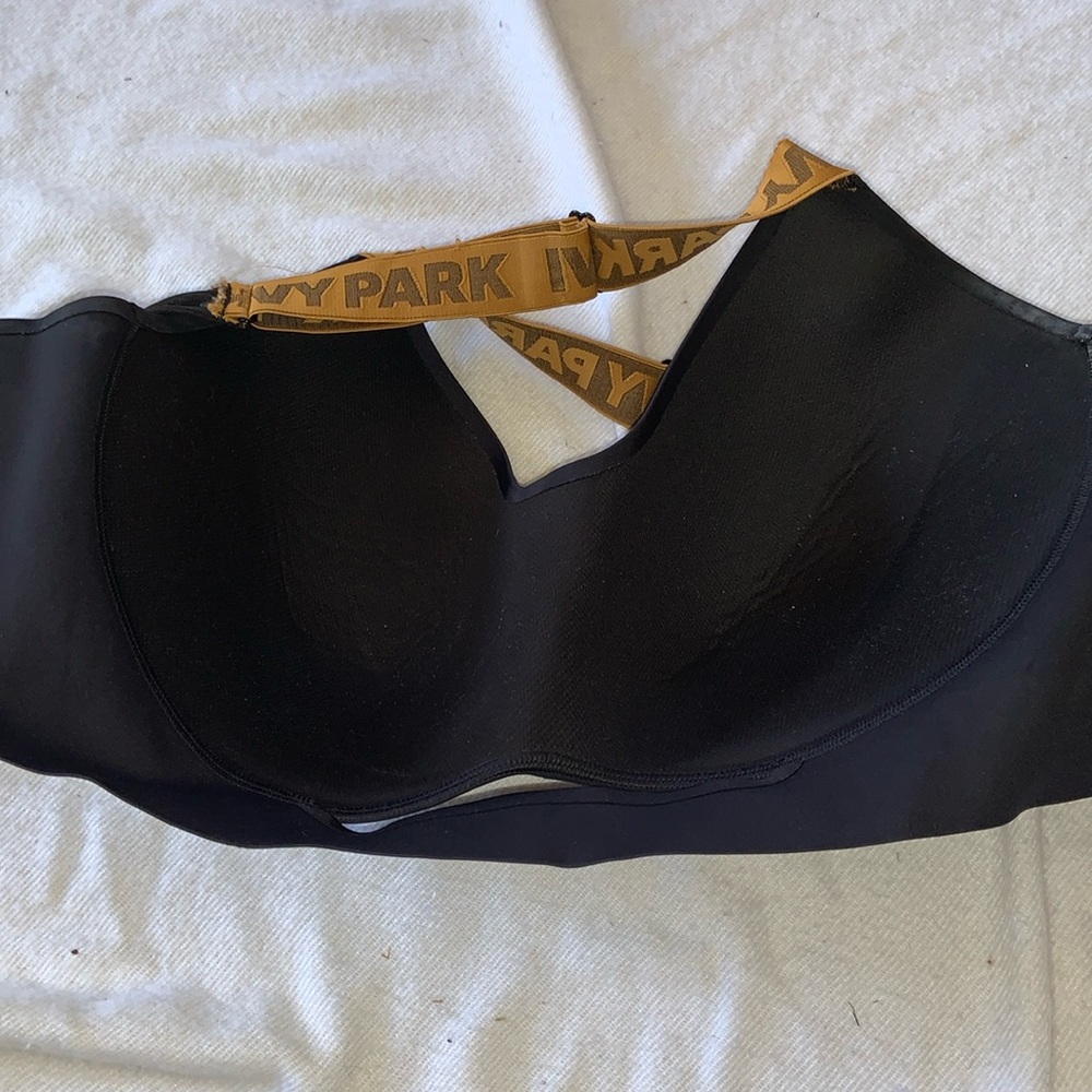 Ivy Park Beyoncé Adidas black gold sports bra 2X AND athletic shorts 3X DRIP 2.2 - Picture 12 of 16